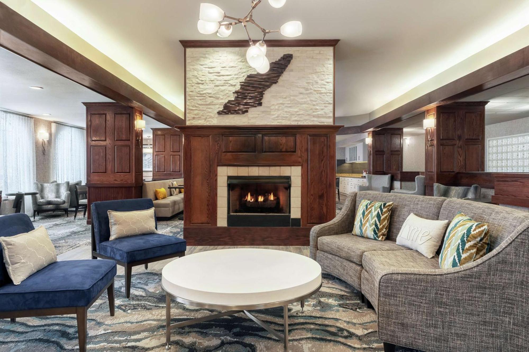 Homewood Suites By Hilton Erie Bagian luar foto