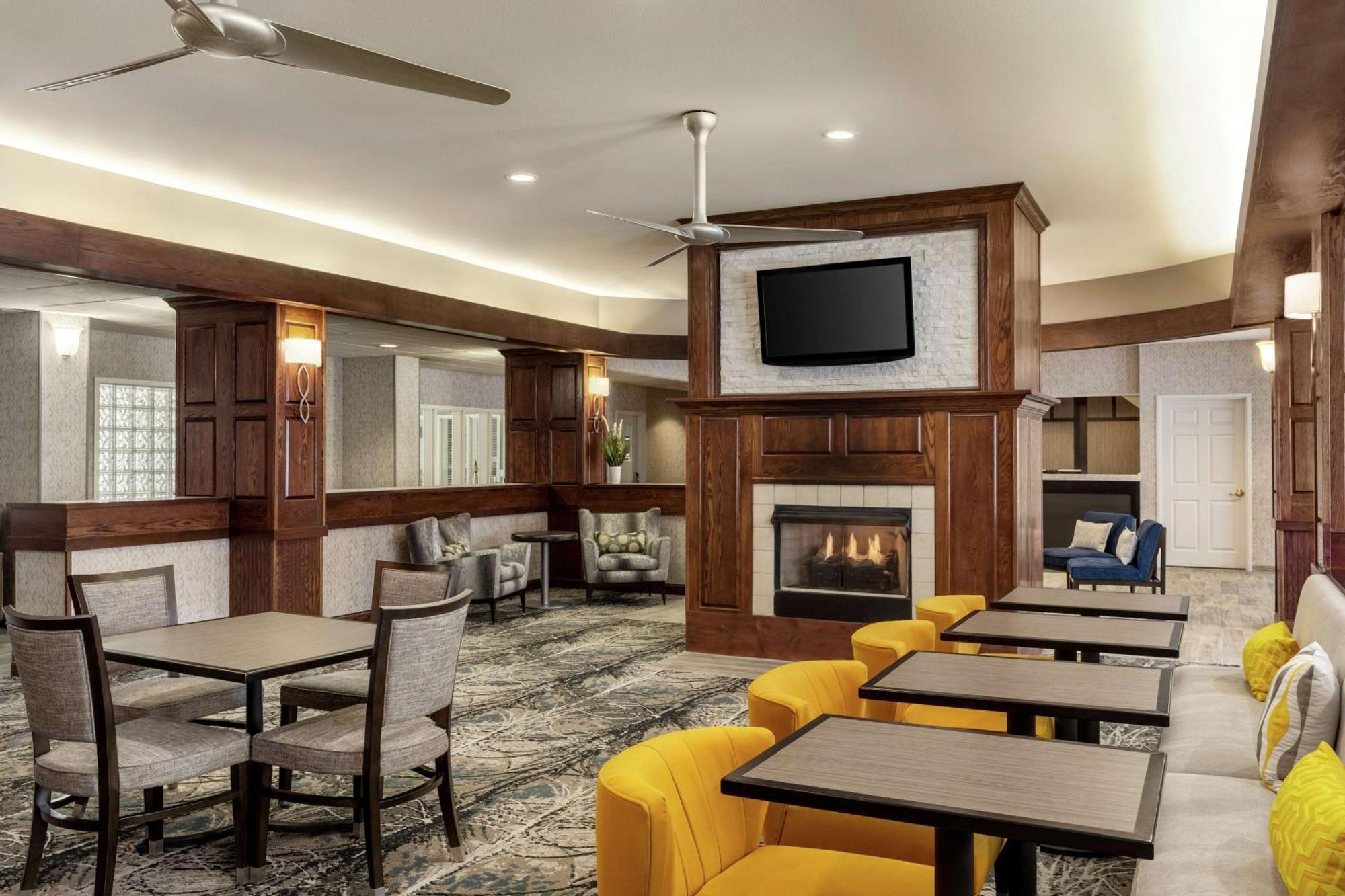 Homewood Suites By Hilton Erie Bagian luar foto