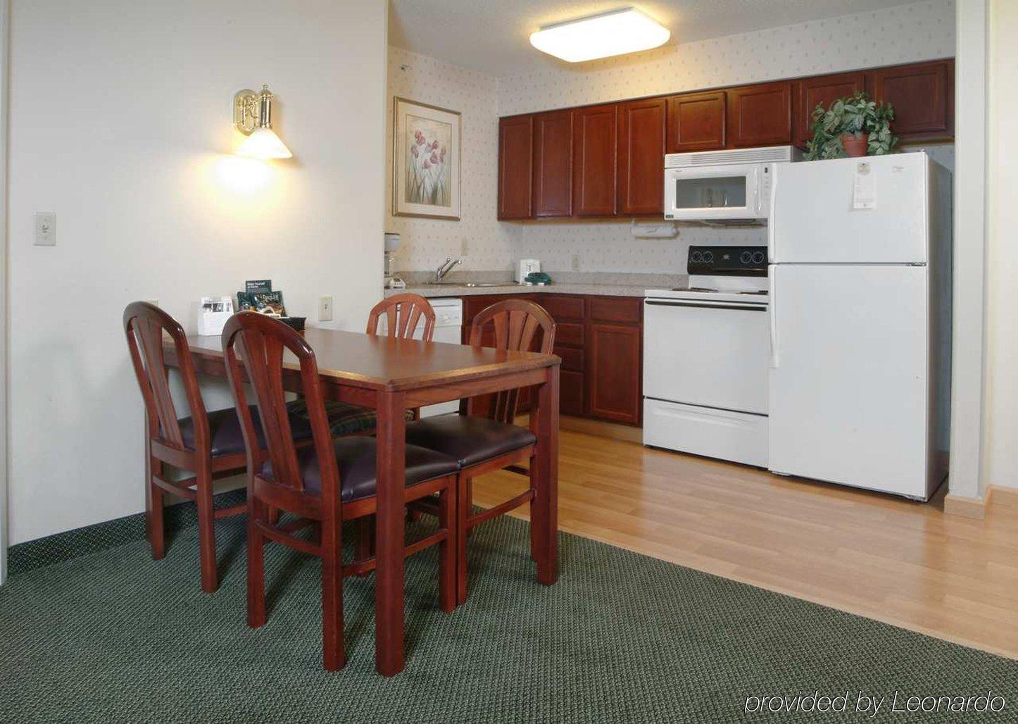 Homewood Suites By Hilton Erie Kearsarge Bagian luar foto